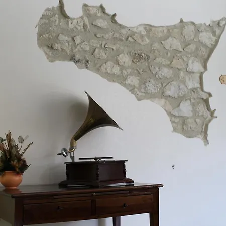 Alloggio per agriturismo Tenuta Lanza Il Mulino Acquaviva Platani