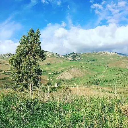 Tenuta Lanza Il Mulino * Acquaviva Platani